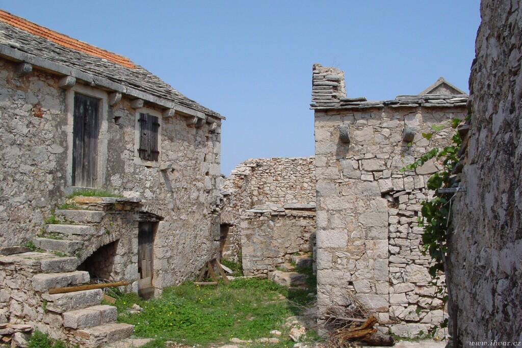 img00012.jpg