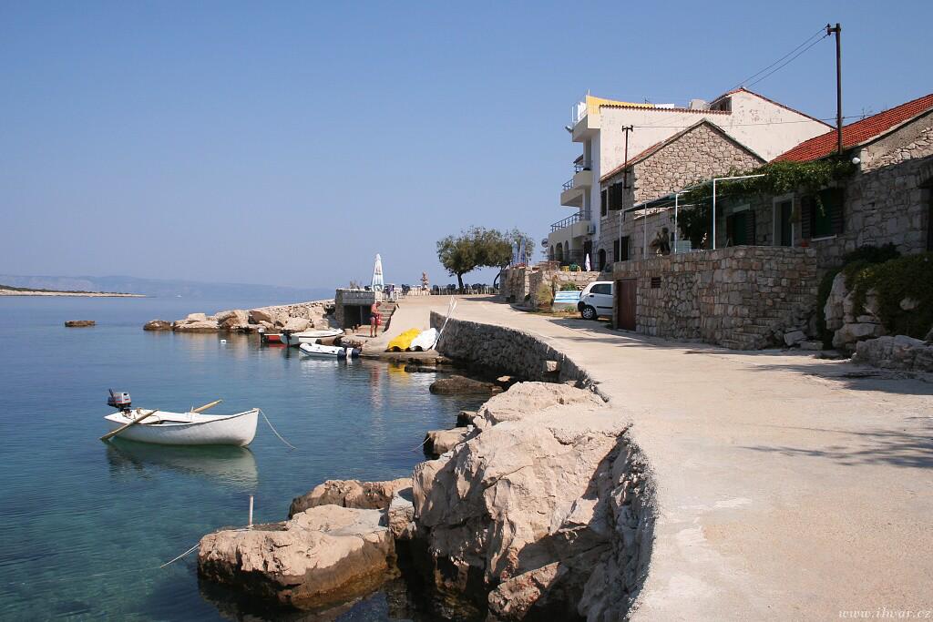 img00006.jpg