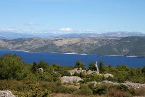 Vyhlídka od vesnice Brusje