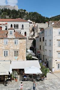 Hektorovićův palác