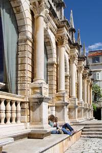 Sedm oblouků lodžie