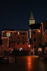 Osvětelné náměstí