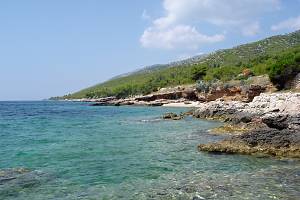 Pobřeží směrem k Zavale