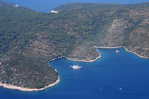 Zátoky polostrova Kabal