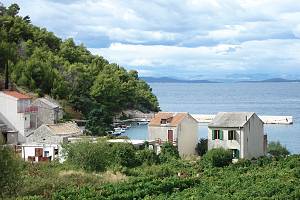 Osada s molem a přístavištěm