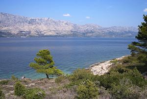 Severní pobřeží s výhledem na Biokovo