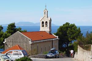 Kostel sv. Spiridona shora