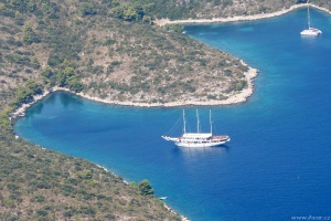 Zátoky polostrova Kabal