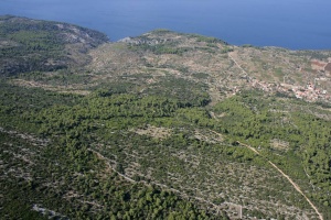 Pohled k zátoce Mala Stiniva